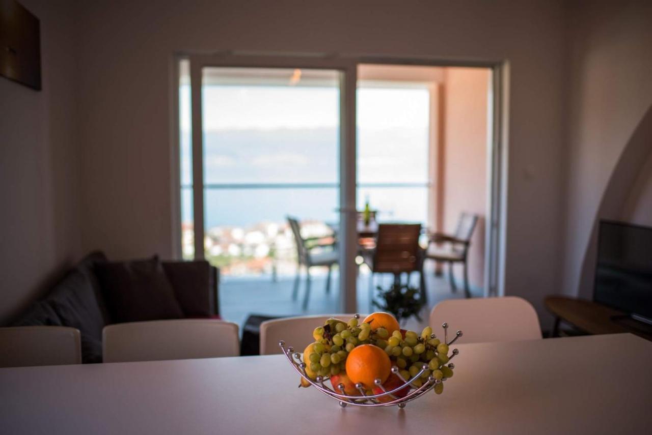 Apartman Zoe Vrbnik Exterior foto