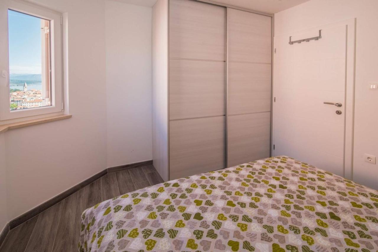 Apartman Zoe Vrbnik Exterior foto